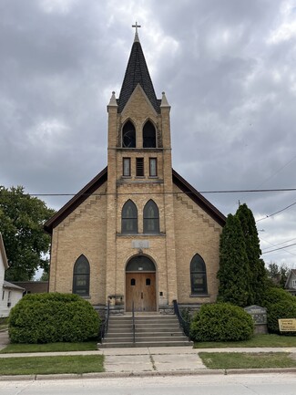 Plus de détails pour 118 Oak St, Neenah, WI - Spécialisé à vendre