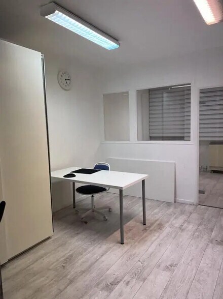 Bureau dans Paris à vendre - Photo de l’immeuble – Image 1 sur 4