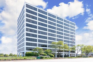 Plus de détails pour 1701 E Woodfield Rd, Schaumburg, IL - Bureau, Bureau/Local commercial à louer