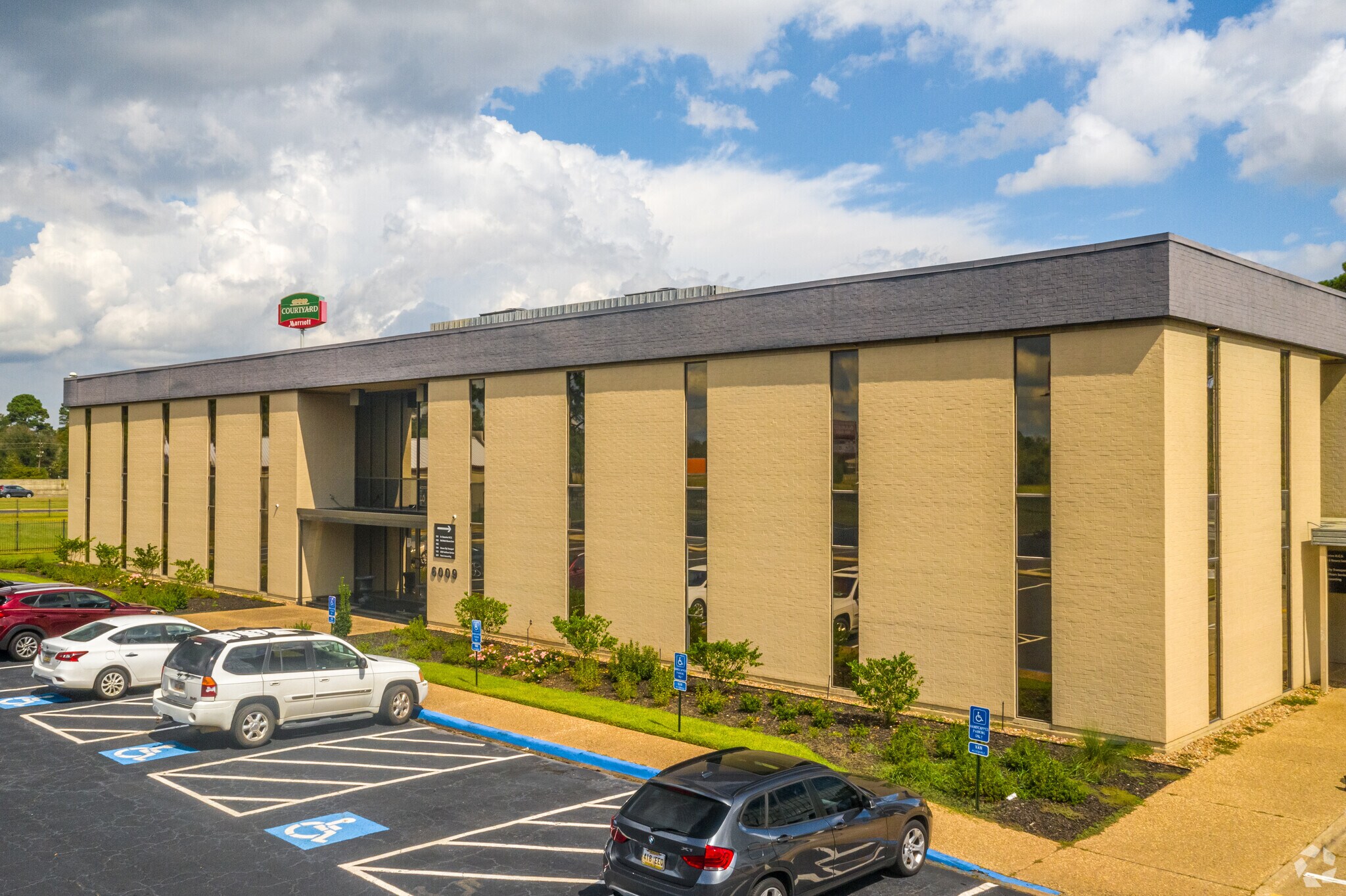 6009 Financial Plz, Shreveport, LA à vendre Photo principale– Image 1 sur 23