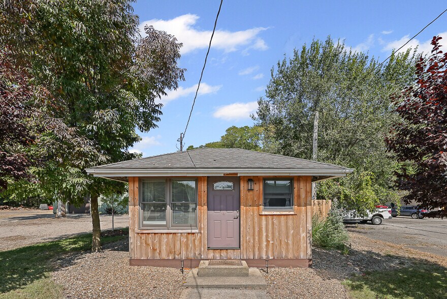 4371 Hickory Ridge Ave, Brunswick, OH à vendre - Photo de l’immeuble – Image 2 sur 50