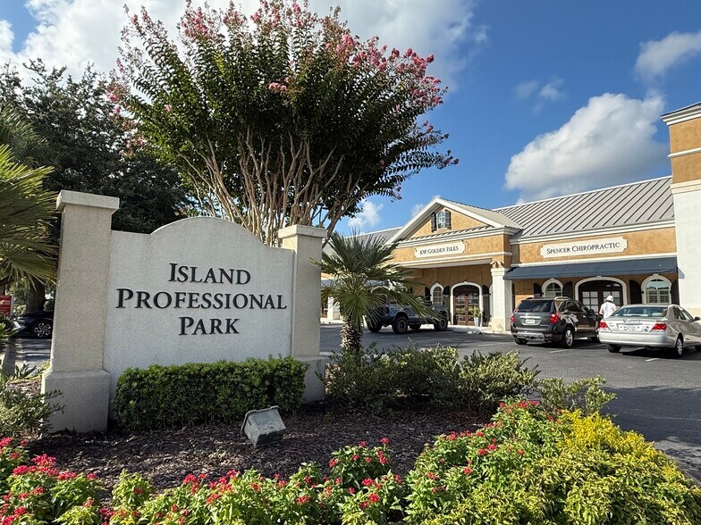 100-126 Island Professional Park, Saint Simons Island, GA à vendre - Photo de l’immeuble – Image 2 sur 12