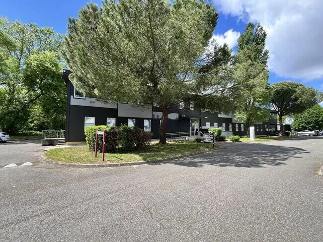Plus de détails pour 164 Route De Revel, Toulouse - Bureau à louer