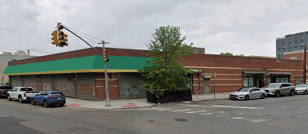 1611 E New York Ave, Brooklyn, NY à vendre - Photo de l’immeuble – Image 2 sur 2