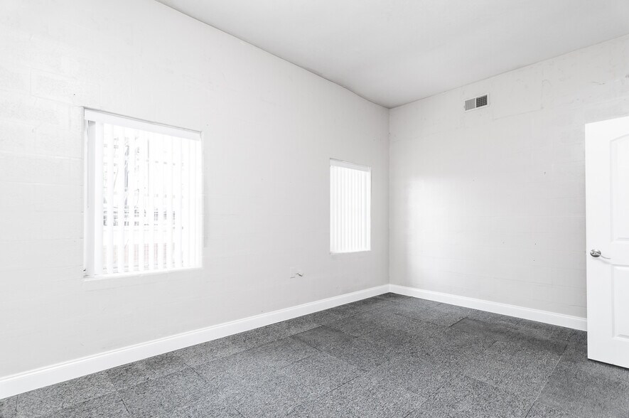 4205 W Broadway St, Pearland, TX à louer - Photo intérieure – Image 3 sur 21