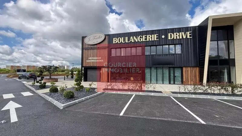 1 Rue De Bretagne, Dreux à louer - Photo de l’immeuble – Image 2 sur 7