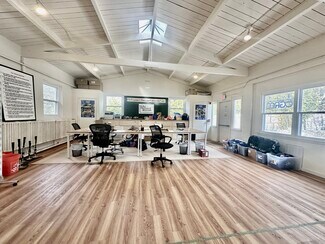 Plus de détails pour 48 Maple Ave, Greenwich, CT - Bureau à louer