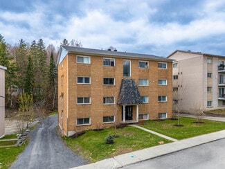 Plus de détails pour 195 Rue Wilson, Sherbrooke, QC - Logement à vendre