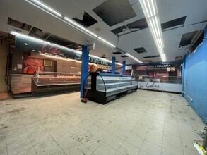 Local commercial dans Leganés, Madrid à louer Photo intérieure– Image 1 sur 4