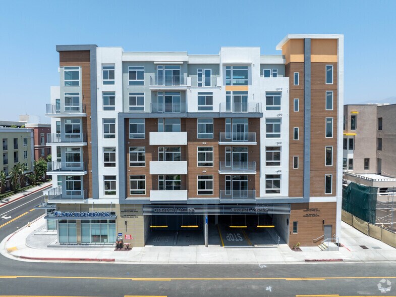 100-188 S Monterey St, Alhambra, CA à louer - Photo de l’immeuble – Image 3 sur 6