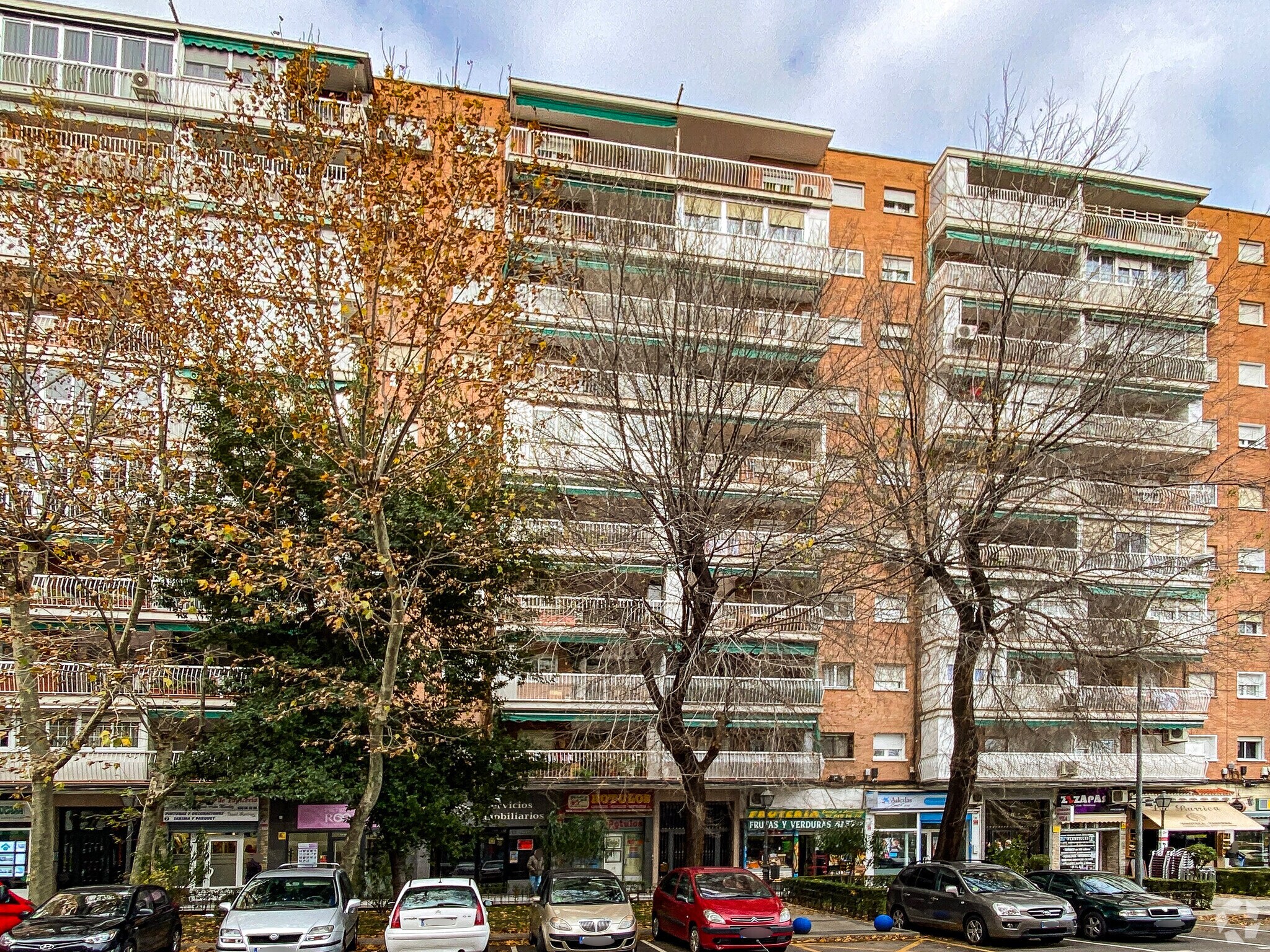 Bureaux/Local commercial dans Alcorcón, Madrid à louer Photo principale– Image 1 sur 3