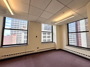 228 S Wabash Ave, Chicago, IL à louer Photo intérieure– Image 1 sur 4