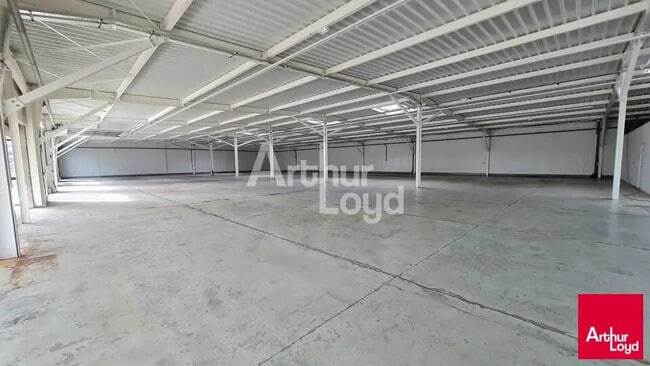 Plus de détails pour Local d'activités à louer