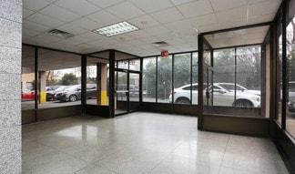 Plus de détails pour 175-01 Rockaway Blvd, Jamaica, NY - Bureau à louer