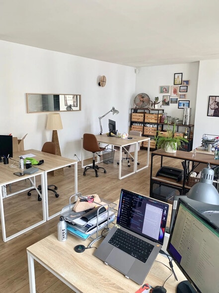 Bureau dans Paris à louer - Photo de l’immeuble – Image 2 sur 10