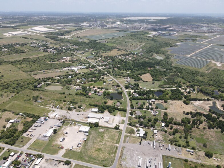 4331 Cement Valley Rd, Midlothian, TX à vendre - Photo de l’immeuble – Image 2 sur 27