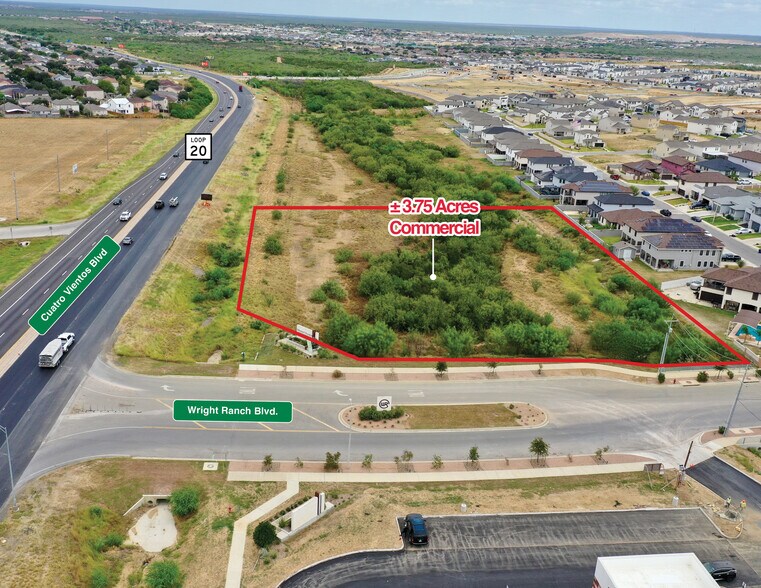 322519 Wright Ranch Blvd, Laredo, TX à vendre - Aérien – Image 1 sur 8