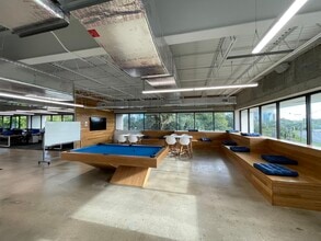 6300 NE 1st Ave, Fort Lauderdale, FL à louer Photo intérieure– Image 2 sur 9