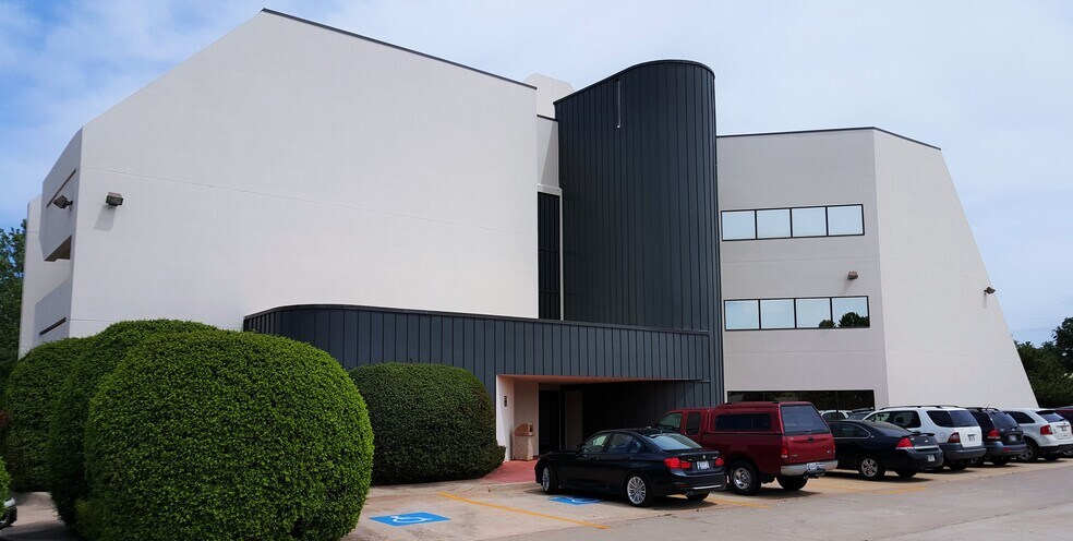 2600 Van Buren St, Norman, OK à louer - Photo de l’immeuble – Image 2 sur 4