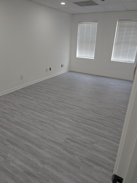 8607-8609 2nd Ave, Silver Spring, MD à vendre - Photo de l’immeuble – Image 3 sur 13