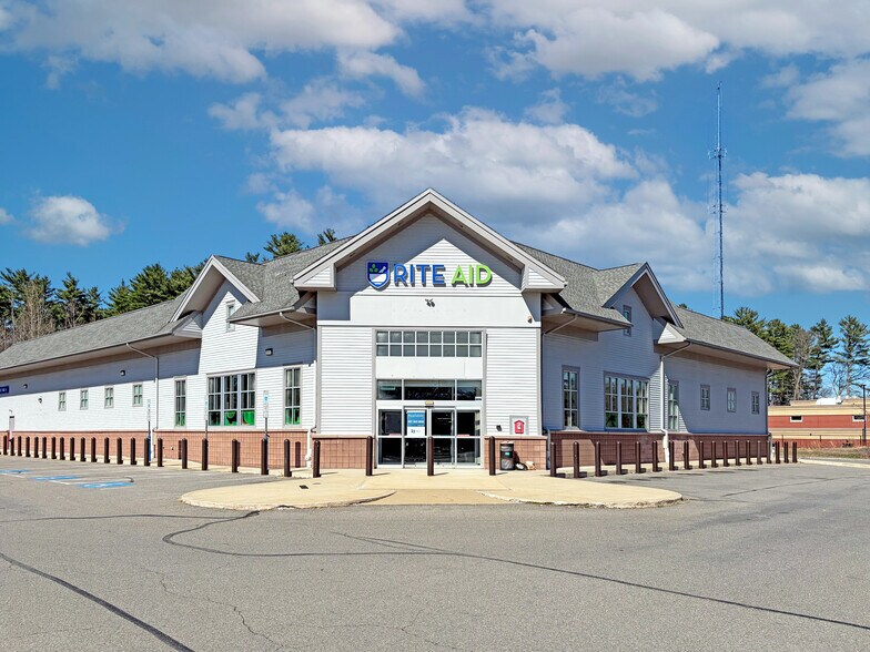 52 Rockingham Rd, Derry, NH à louer - Photo de l’immeuble – Image 2 sur 4