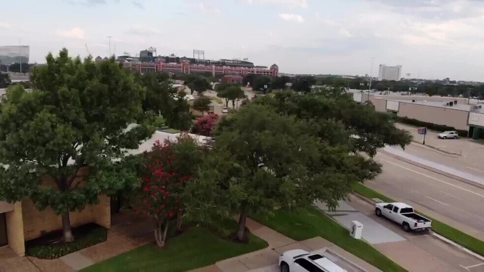 2016 E Randol Mill Rd, Arlington, TX à louer - Vidéo sur l’annonce professionnelle – Image 3 sur 37