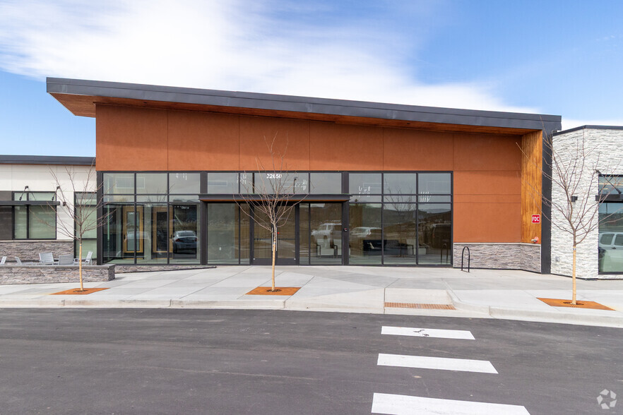 22650 E Hinsdale Ave, Aurora, CO à louer - Photo de l’immeuble – Image 2 sur 7