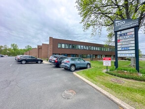 1300 Industrial Blvd, Southampton, PA à louer Photo intérieure– Image 1 sur 12