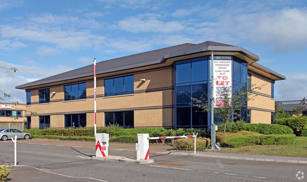 Brants Bridge, Bracknell à louer - Photo principale – Image 1 sur 5