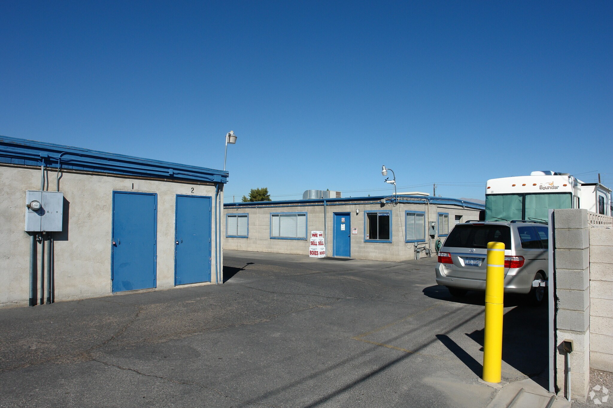 1945 N Walnut Rd, Las Vegas, NV à vendre Photo principale– Image 1 sur 8