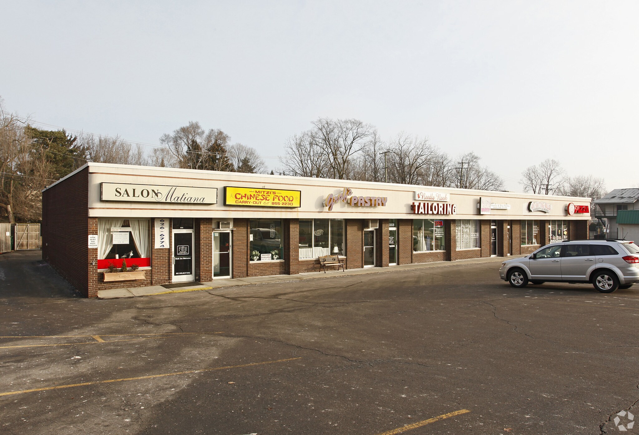 30002-30014 W 12 Mile Rd, Farmington Hills, MI à louer Photo principale– Image 1 sur 4