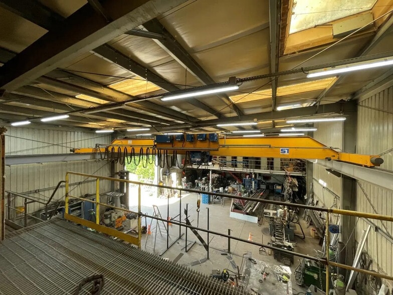 Local d’activités dans Bouafle à louer - Photo intérieure – Image 3 sur 4