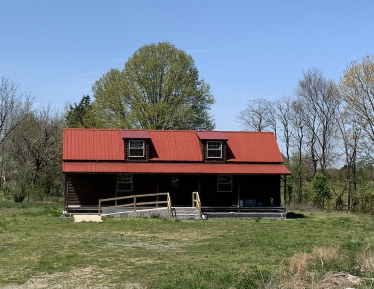 1703 US-127, Russell Springs, KY à vendre - Photo de l’immeuble – Image 2 sur 31