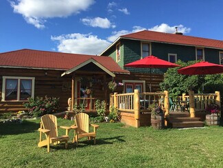 Plus de détails pour 1080 Stack Valley Rd, Cariboo, BC - Hôtellerie à vendre