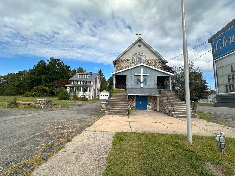 213 Homestead Ave, Maybrook, NY à vendre - Photo de l’immeuble – Image 3 sur 12