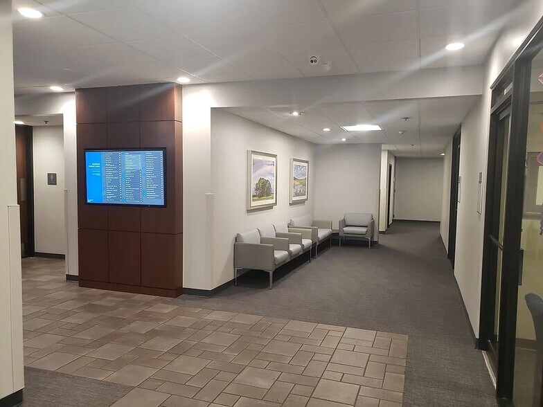 3330 NW 56th St, Oklahoma City, OK à louer - Photo intérieure – Image 3 sur 4