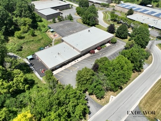 Plus de détails pour 615 Fishers Run, Victor, NY - Bureau à vendre