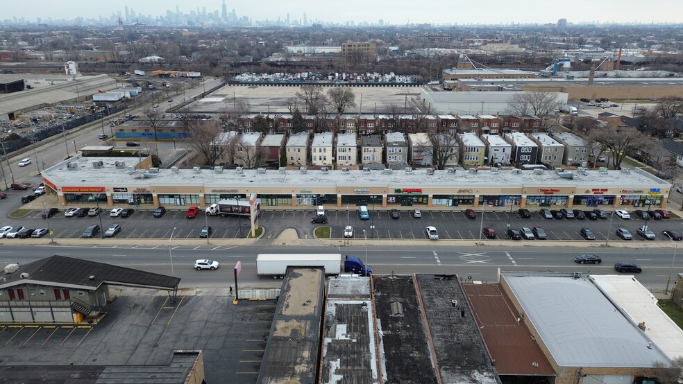 1601-1647 S Cicero Ave, Cicero, IL à louer - Photo de l’immeuble – Image 2 sur 4