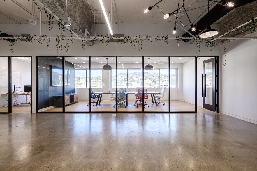 6430 W Sunset Blvd, Los Angeles, CA à louer - Photo intérieure – Image 3 sur 17