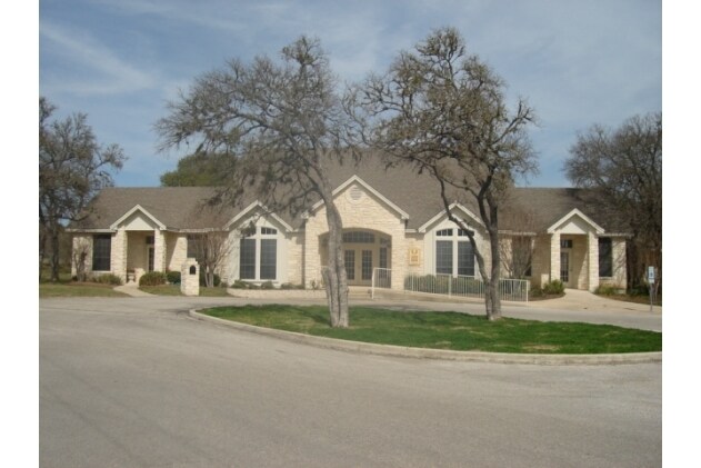 1760 FM 967, Buda, TX à louer - Photo de l’immeuble – Image 2 sur 7