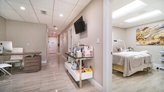 Plus de détails pour 201 N University Dr, Plantation, FL - Bureau à louer