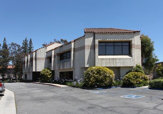 Plus de détails pour 1175 E Garvey St, Covina, CA - Bureau à louer