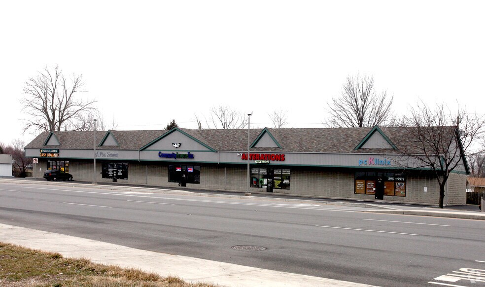 5335-5343 W 38th St, Indianapolis, IN à vendre - Photo de l’immeuble – Image 3 sur 3
