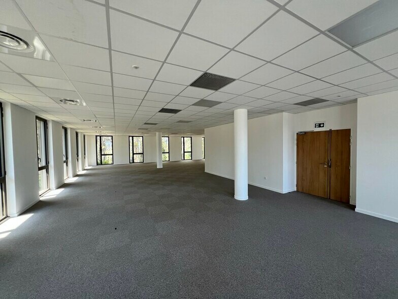 511 Rue Ludwig Van Beethoven, Valbonne à louer - Photo intérieure – Image 3 sur 11