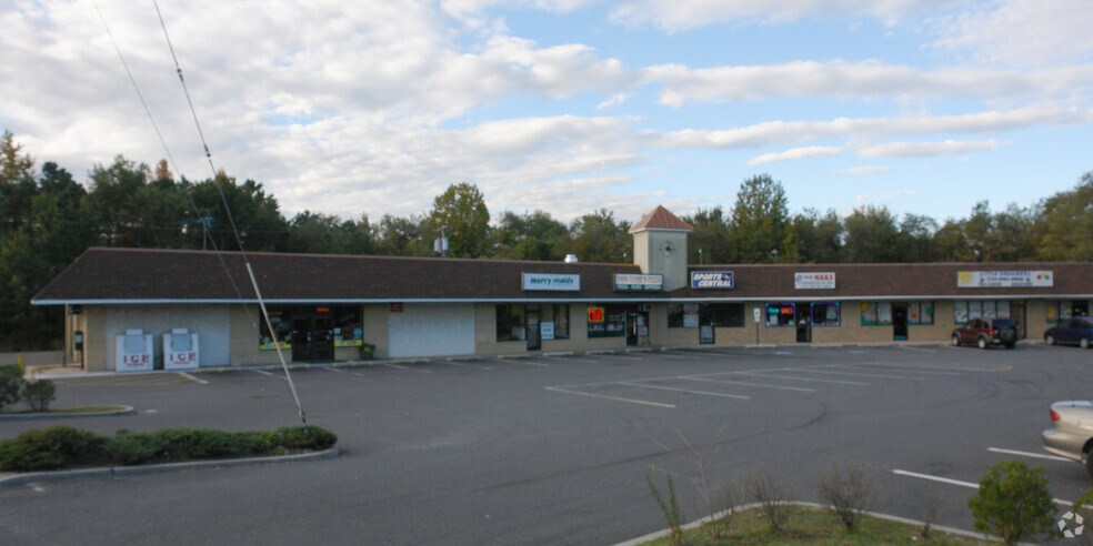 60 Chambersbridge Rd, Lakewood, NJ à louer - Photo de l’immeuble – Image 3 sur 6