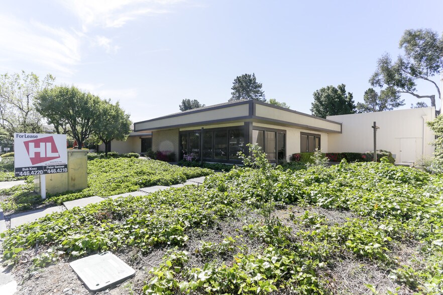 8 Commercial Blvd, Novato, CA à louer - Photo de l’immeuble – Image 2 sur 10