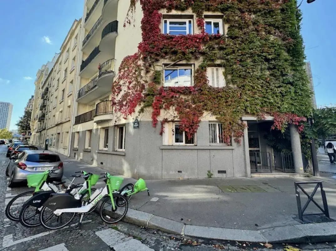 Bureau dans Paris à louer Photo de l’immeuble– Image 1 sur 5