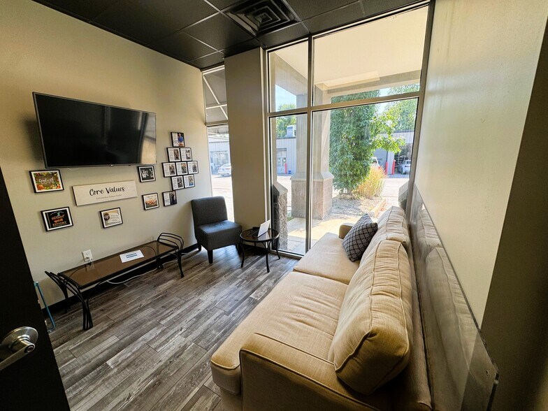 6949 Stage Rd, Memphis, TN à vendre - Photo de l’immeuble – Image 3 sur 11