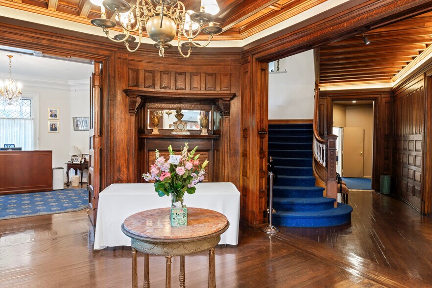 1526 New Hampshire Ave NW, Washington, DC à louer - Photo de l’immeuble – Image 2 sur 34
