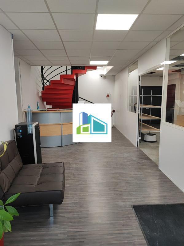 Plus de détails pour Local d'activités à louer